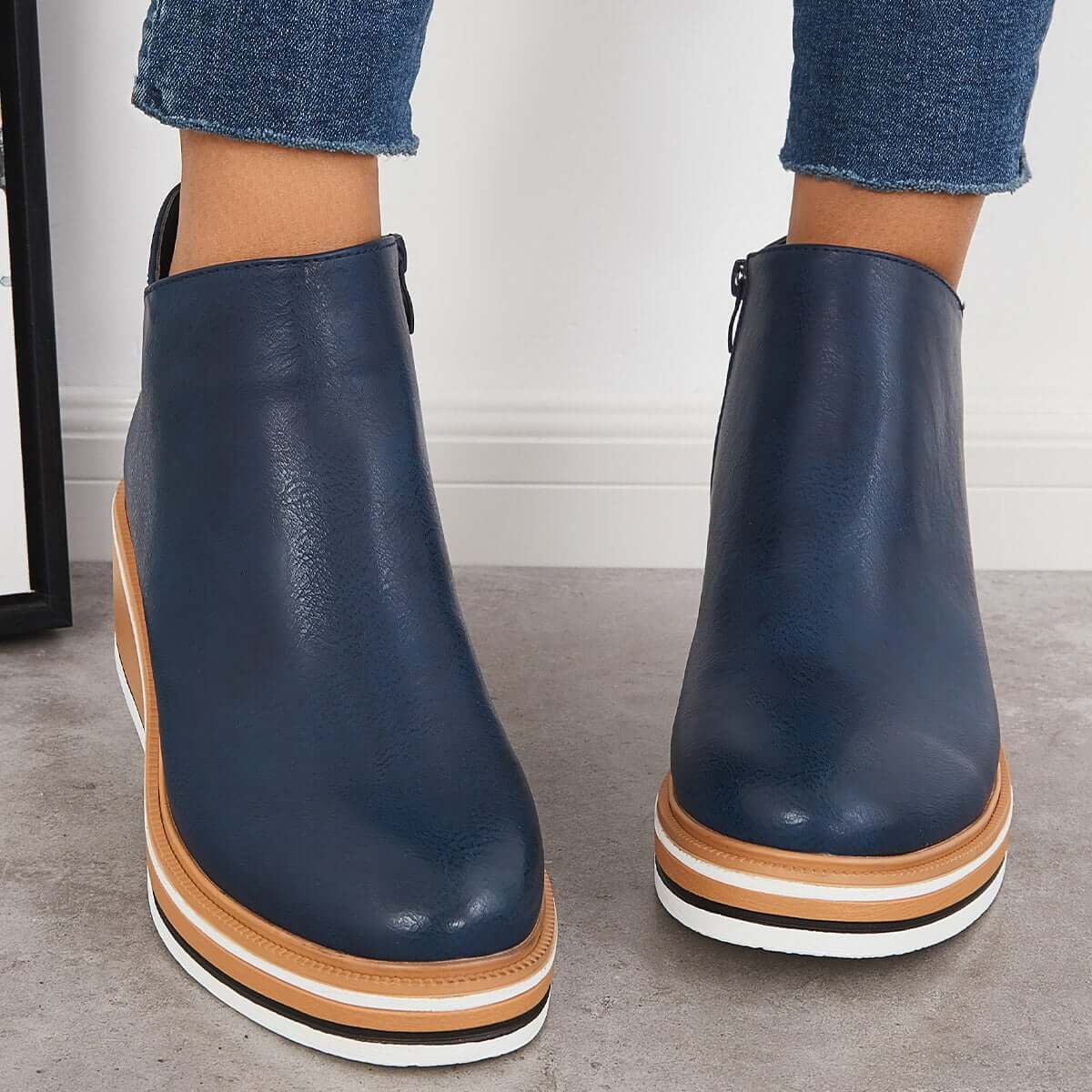 Damen-Stiefelette mit Plateausohle und Reißverschluss