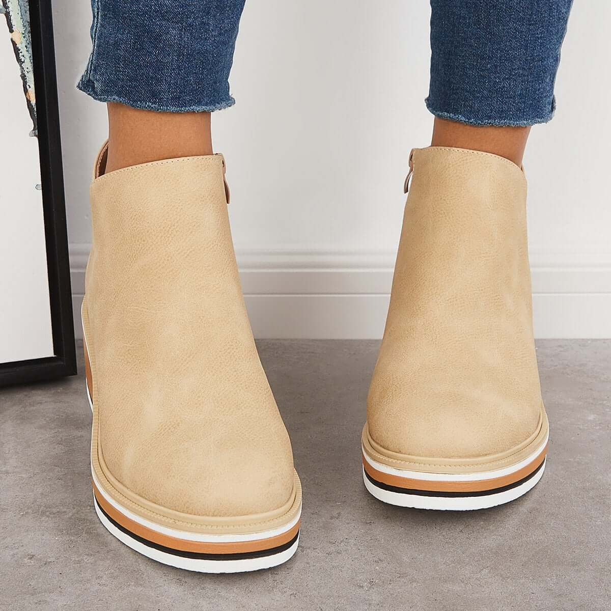 Damen-Stiefelette mit Plateausohle und Reißverschluss