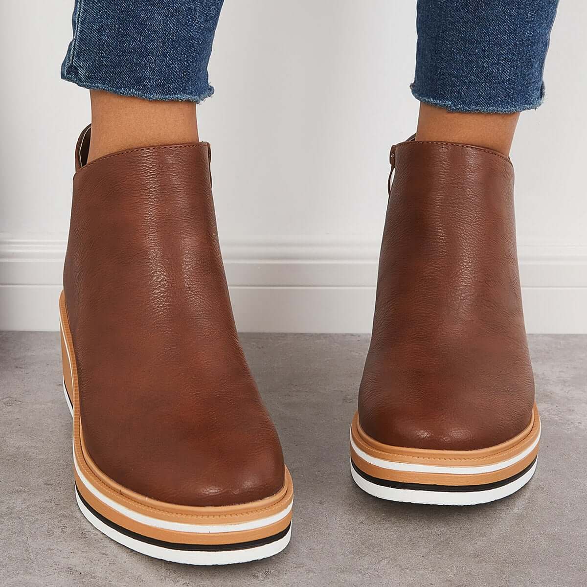 Damen-Stiefelette mit Plateausohle und Reißverschluss