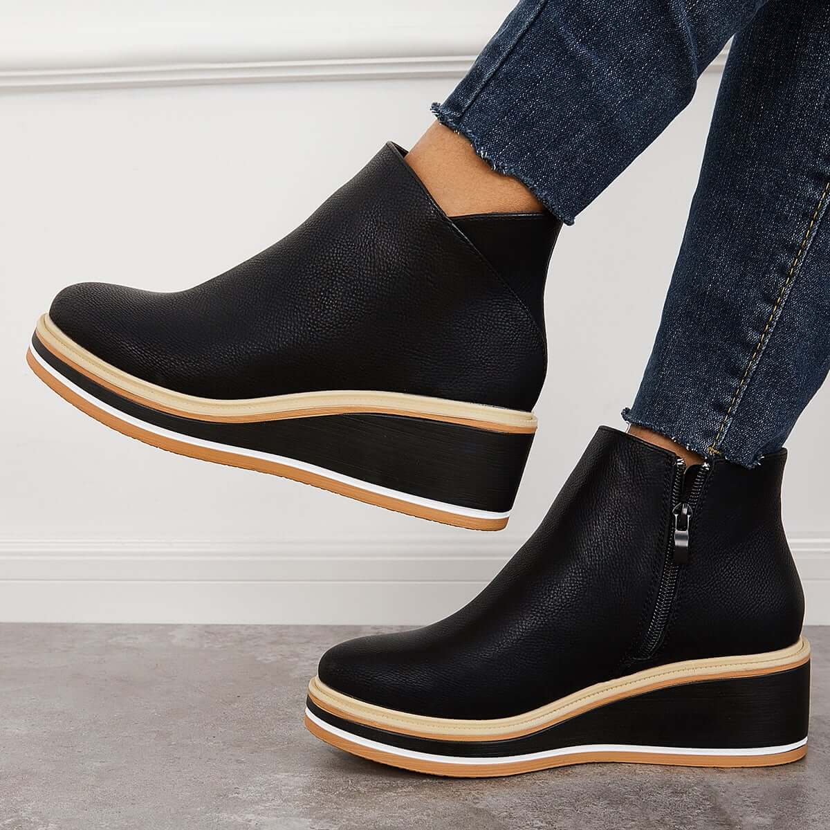 Damen-Stiefelette mit Plateausohle und Reißverschluss