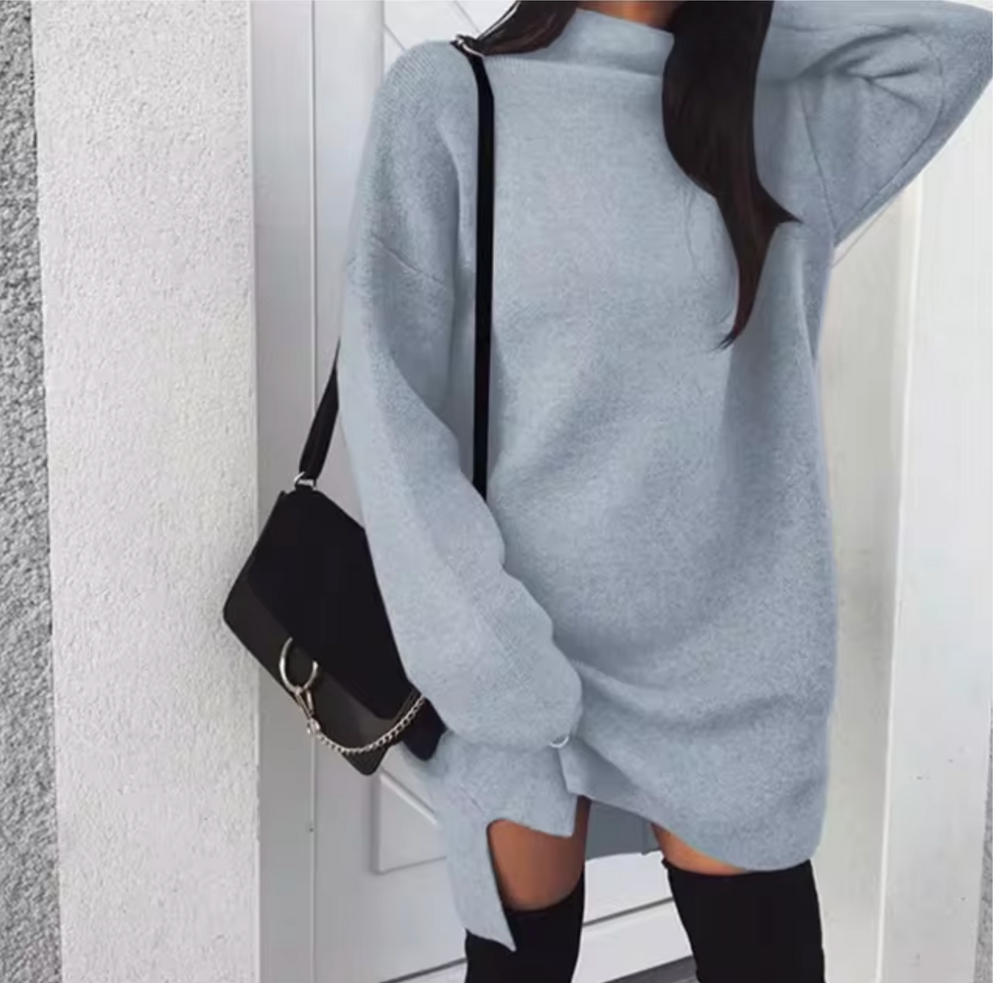 Übergroßes Strickkleid mit langen Ärmeln