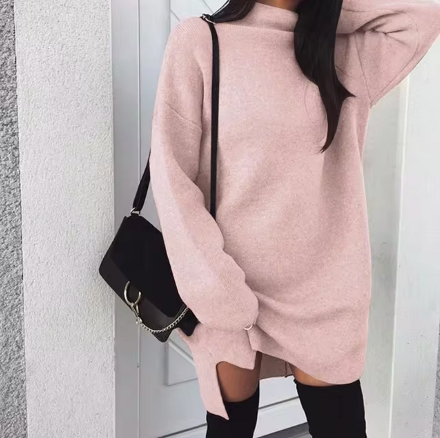Übergroßes Strickkleid mit langen Ärmeln
