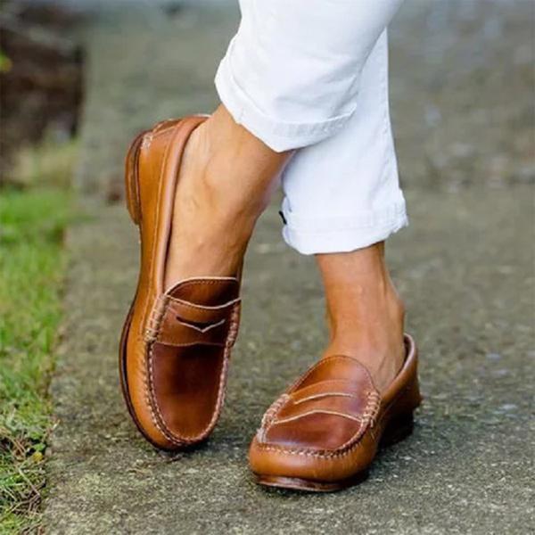 Klassische Damen-Loafer aus Glattleder mit flacher Sohle