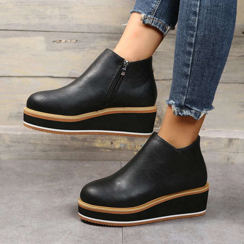 Damen-Stiefelette mit Plateausohle und Reißverschluss