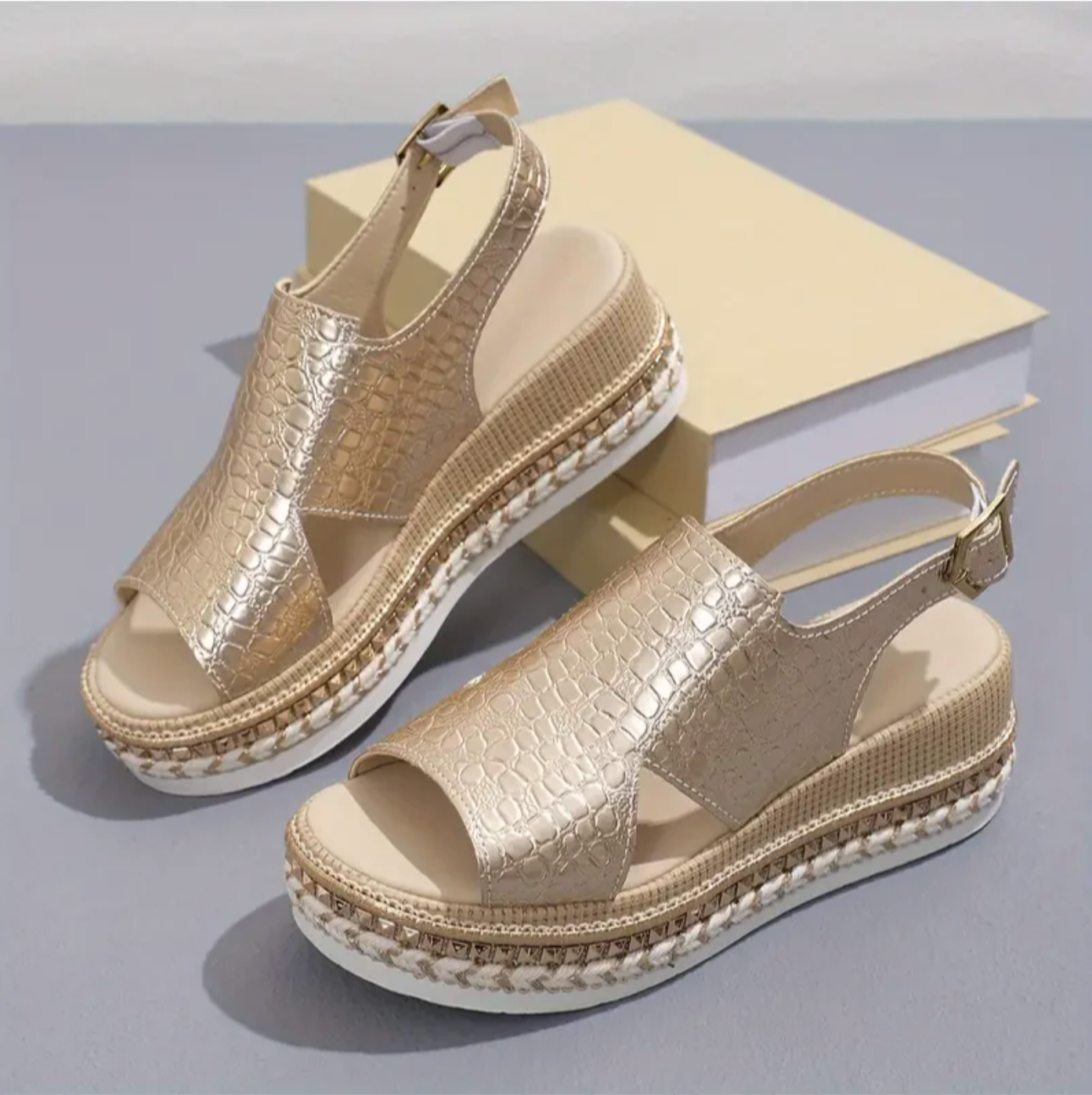 Plateau-Sandalen mit Kroko-Prägung – Stylisch & Bequem