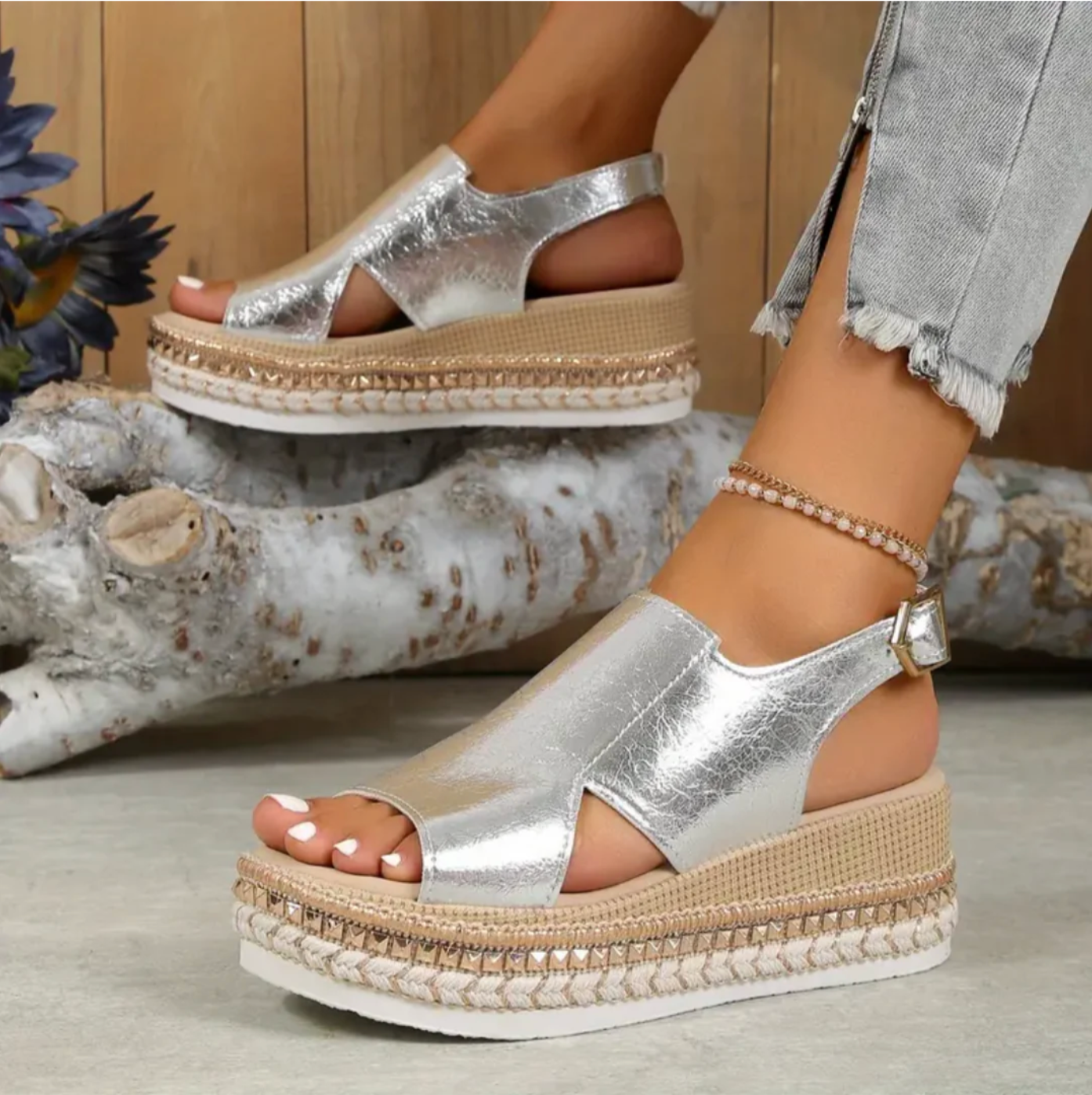 Plateau-Sandalen mit Kroko-Prägung – Stylisch & Bequem