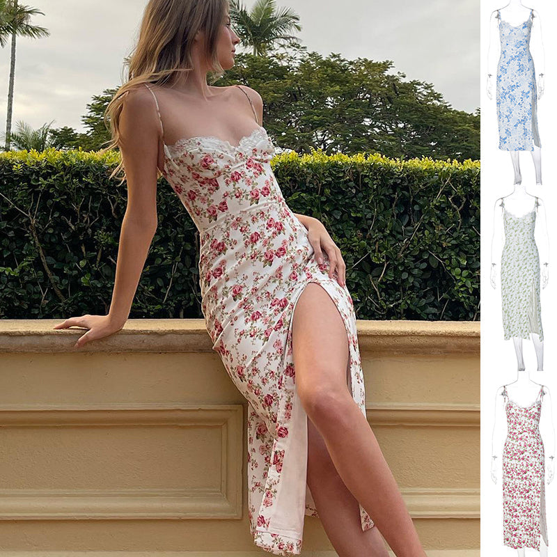 Livia | Figurbetontes Spaghettiträgerkleid mit Seitenschlitz & Spitzenkante für Damen