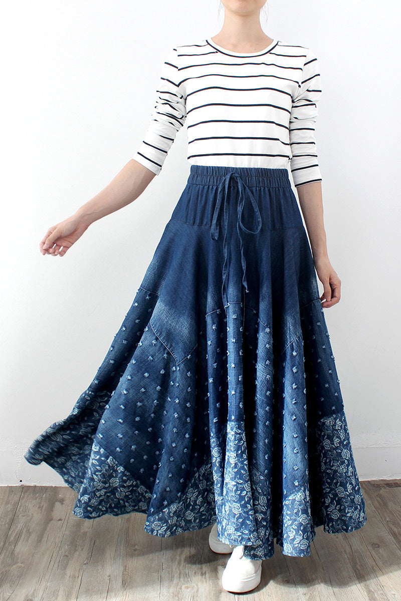 Hochtaillierter Denim-Rock mit Druck - Stylisch & Modern