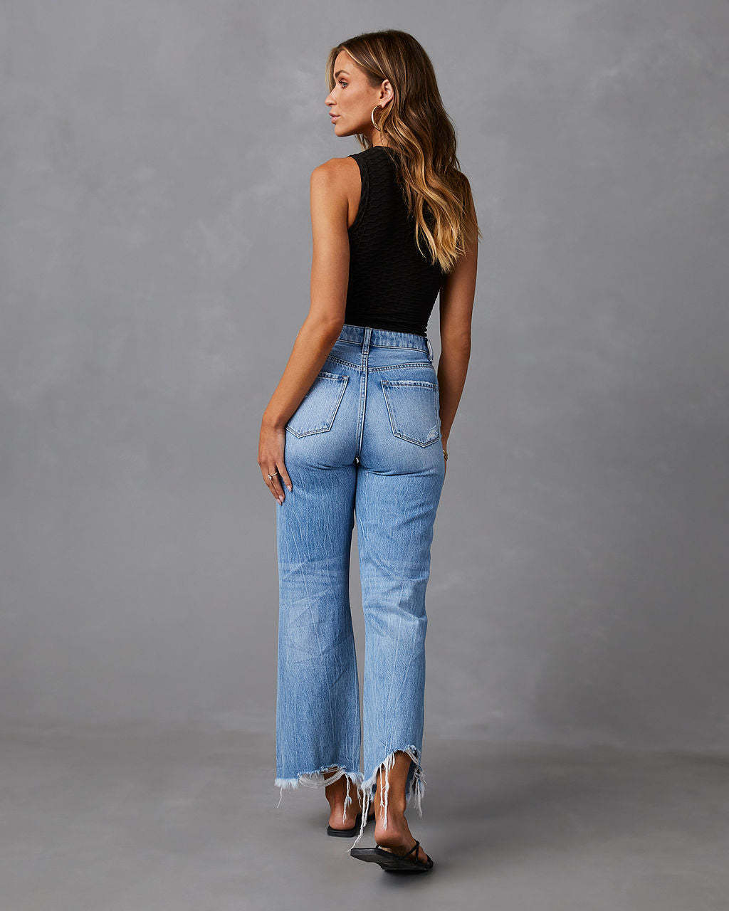 Hochtaillierte Jeans im europäischen Stil mit Rissen
