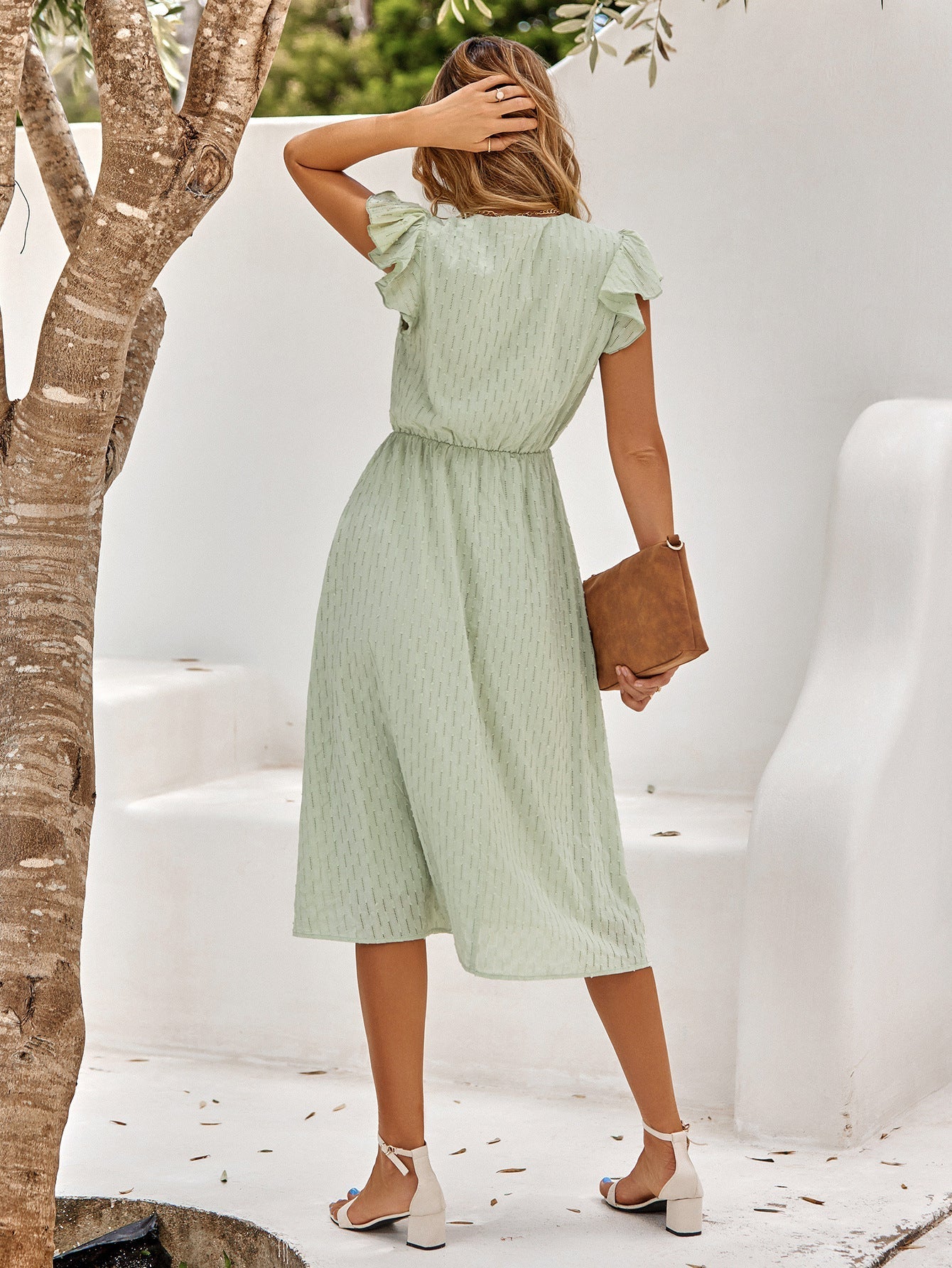 Elegantes Midikleid mit Rüschenärmeln