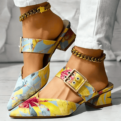 Modische Damen-Mules mit Blockabsatz und floralem Muster