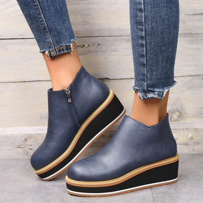 Damen-Stiefelette mit Plateausohle und Reißverschluss