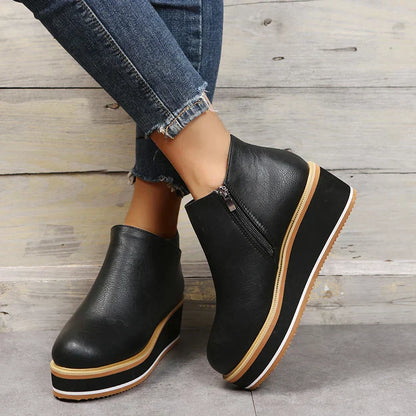 Damen-Stiefelette mit Plateausohle und Reißverschluss