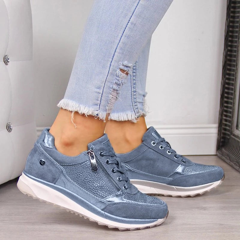 Damen-sneaker in metallic-optik mit reißverschluss