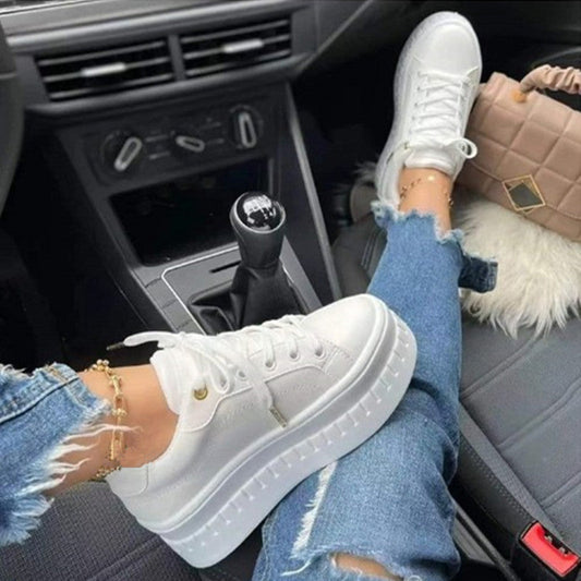 Orthopädische Sneaker mit Reißverschluss und Schnürung