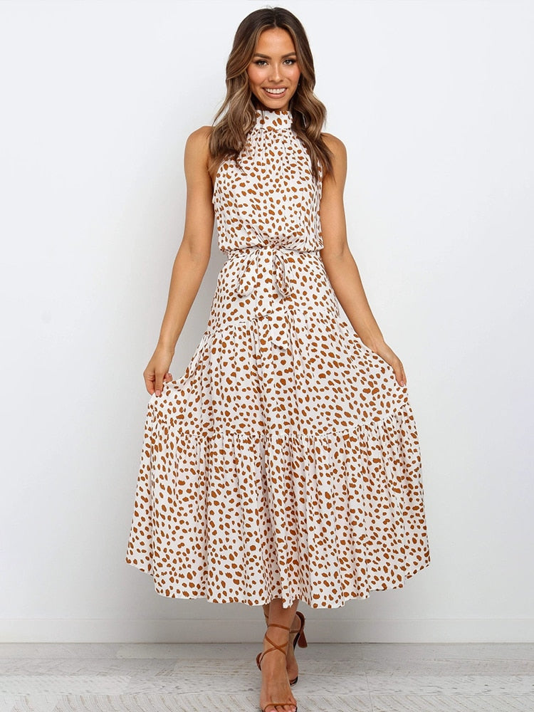 Ärmelloses Midikleid mit Bindegürtel und Stehkragen
