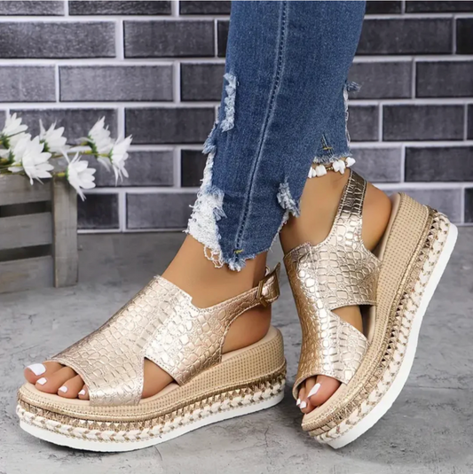Plateau-Sandalen mit Kroko-Prägung – Stylisch & Bequem