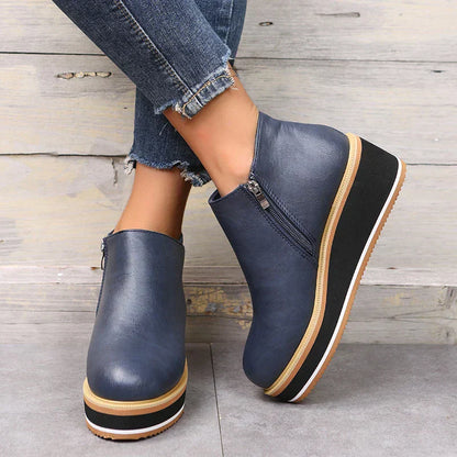 Damen-Stiefelette mit Plateausohle und Reißverschluss