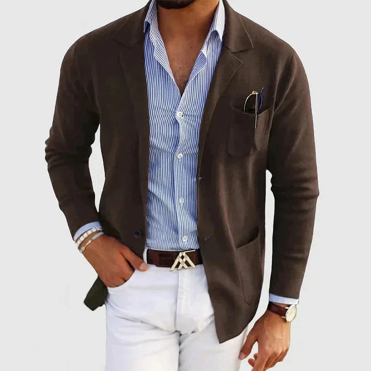 Herrenblazer mit Reverskragen und Brusttasche