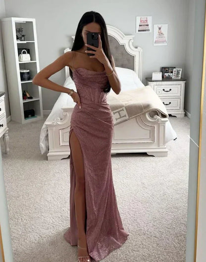 Maxi-Abendkleid mit Beinschlitz & Glitzereffekt