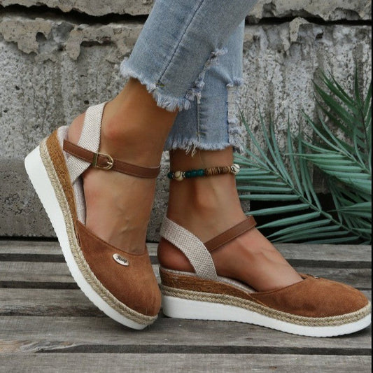 Espadrille-Sandalen mit Keilsohle und Riemchen