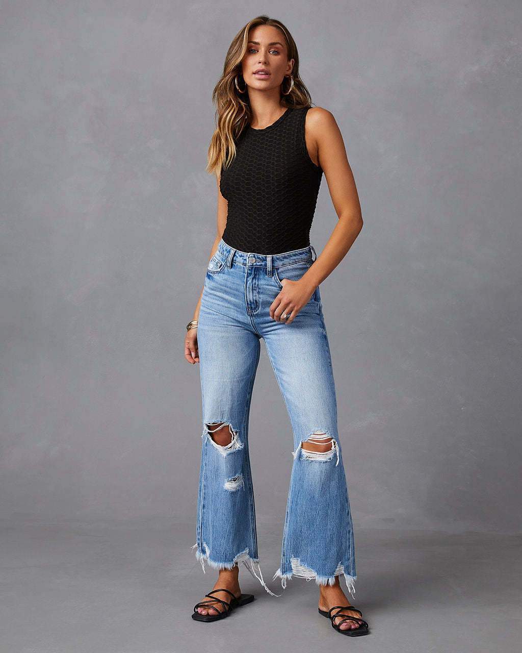 Hochtaillierte Jeans im europäischen Stil mit Rissen