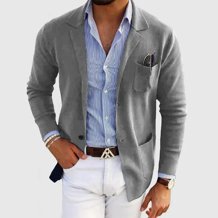 Herrenblazer mit Reverskragen und Brusttasche